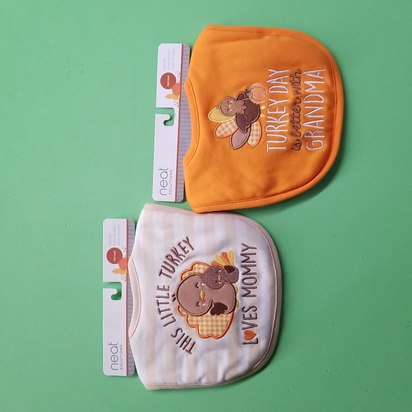 Set of 2 - Baby Bibs Thanksgiving - Picture 1 of 5